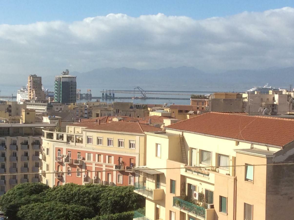 Appartement Sky And Sea à Cagliari Extérieur photo